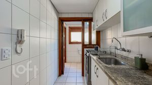 Image 29 - 854686