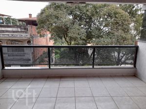 Image 8 - 854707
