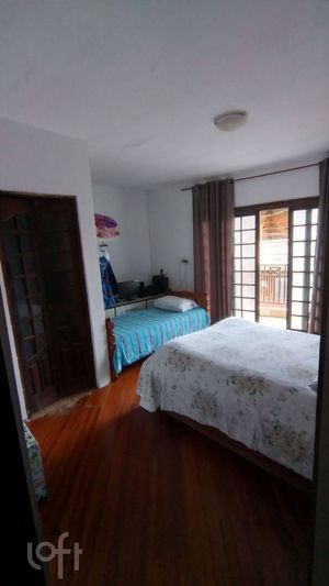 Image 9 - 854740