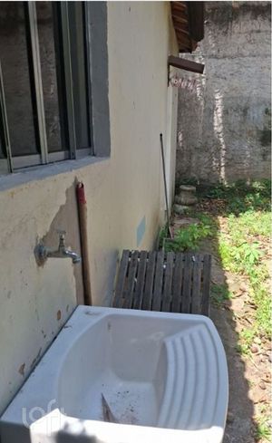 Image 9 - 854745
