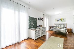 Image 17 - 854757