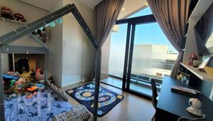 Image 8 - 854772