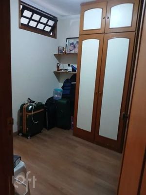 Image 4 - 854777