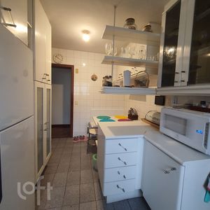 Image 5 - 854789