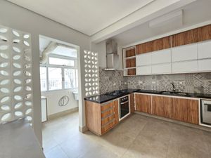 Image 18 - 854919