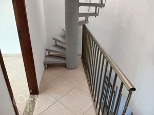 Image 17 - 854922