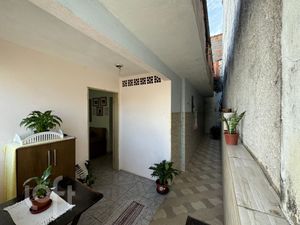 Image 4 - 854930