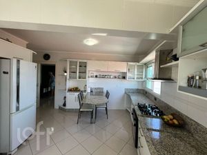 Image 7 - 854955