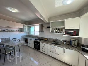 Image 6 - 854955