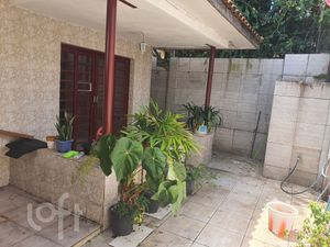 Image 4 - 854962