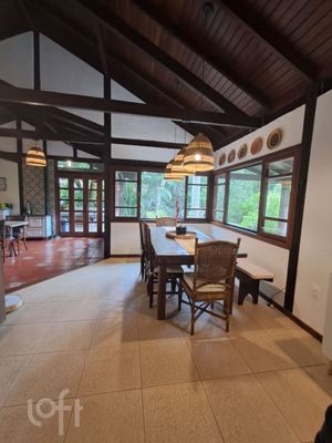 Image 27 - 854968