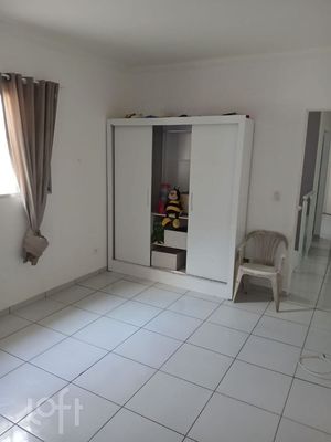 Image 3 - 854976