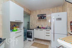 Image 18 - 854979