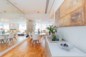 Image 8 - 854986