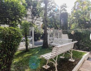Image 19 - 854986