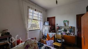 Image 2 - 854994