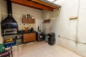 Image 7 - 854996