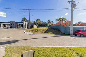 Image 5 - 854997
