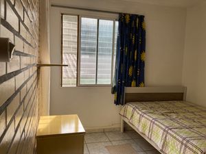 Image 18 - 855017