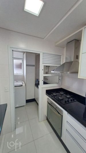 Image 17 - 855030
