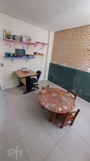 Image 15 - 855030
