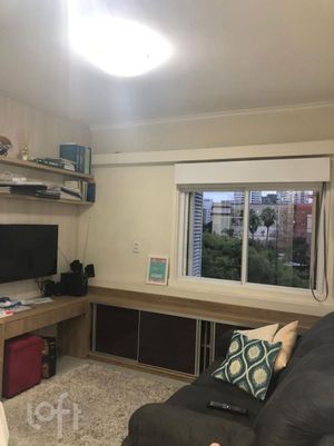 Image 3 - 855043
