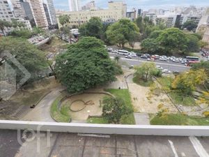 Image 24 - 855043