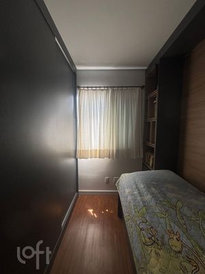 Image 18 - 855057