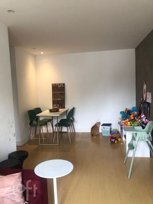 Image 7 - 855073