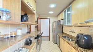Image 17 - 855132