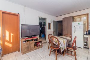 Image 5 - 855173