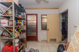Image 25 - 855173