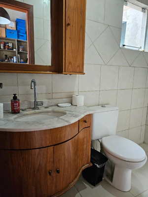 Image 31 - 855174