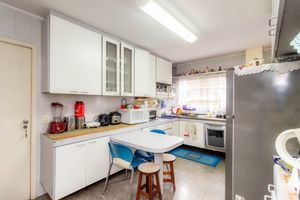 Image 35 - 855175