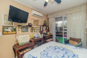 Image 9 - 855194