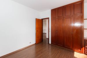 Image 32 - 855195