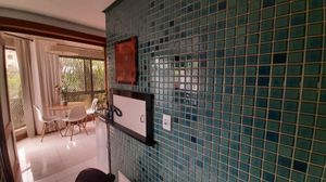 Image 4 - 855220
