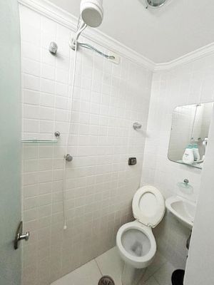 Image 9 - 855247