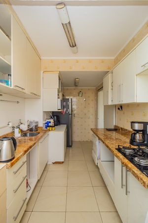 Image 23 - 855272