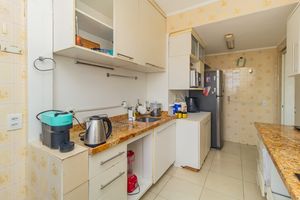 Image 25 - 855272
