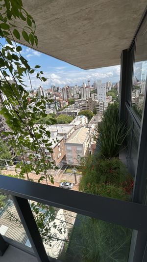 Image 25 - 855276