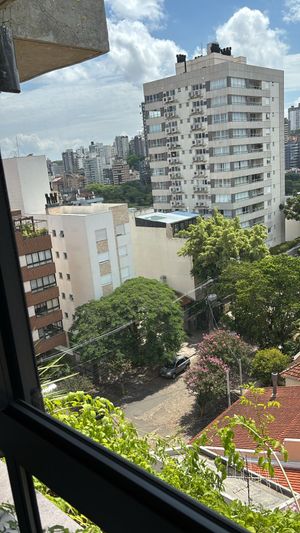 Image 22 - 855276
