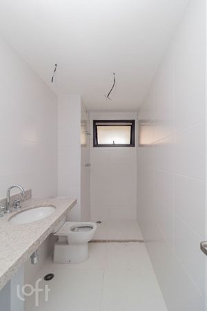 Image 3 - 855280