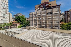 Image 23 - 855281