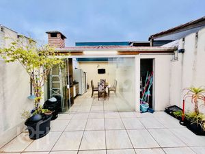 Image 19 - 855294
