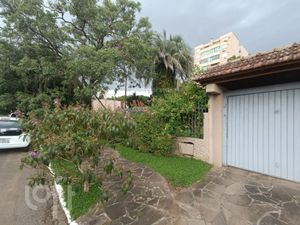 Image 5 - 855323
