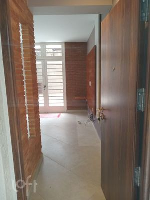 Image 11 - 855344