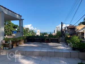 Image 5 - 855345