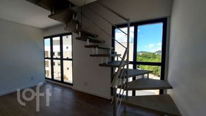 Image 9 - 855363