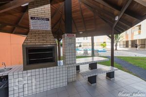 Image 6 - 855364